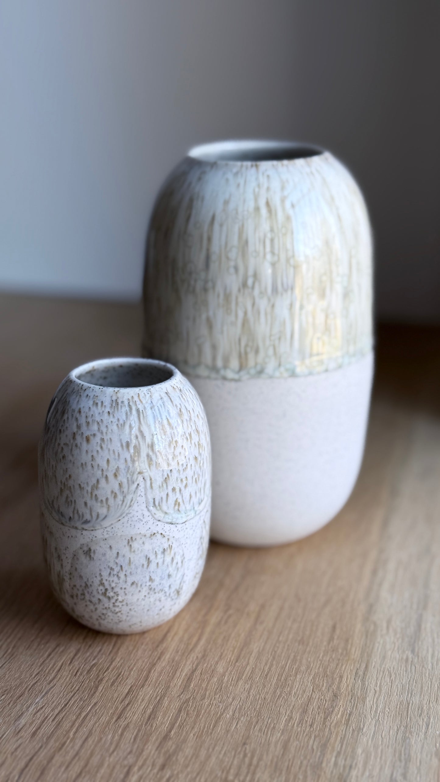 Vase Small, Brush