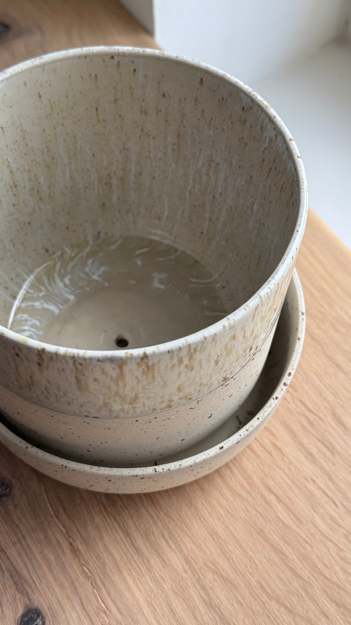 Plant Pot w/Saucer, Sand/Dots & Dip