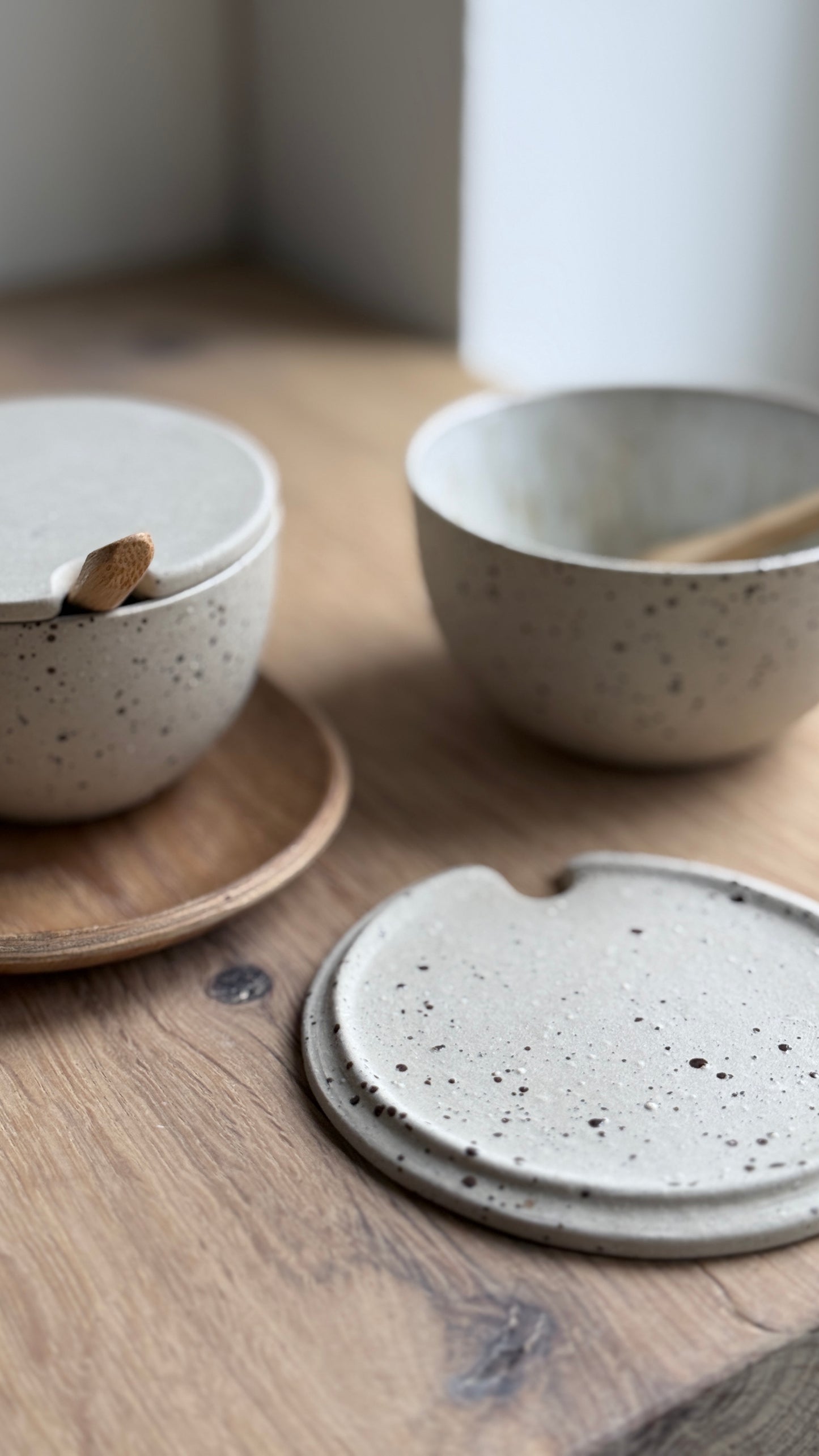 Salt Bowl, w/lid & Spoon, sand& Dots w/ crystal glaze