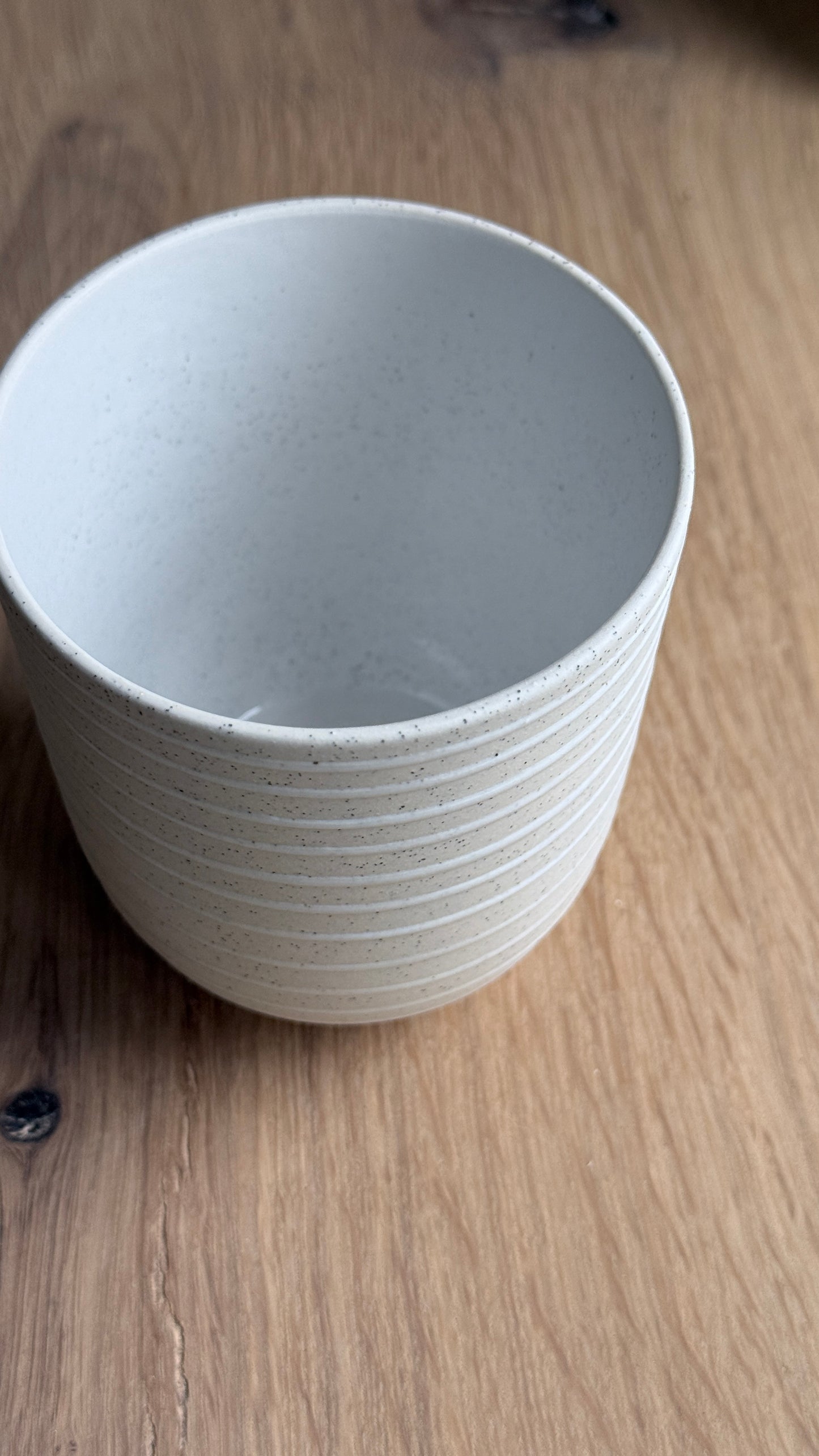 Coffee/Tea Cup, Matt White/ Stripes (400 ml)