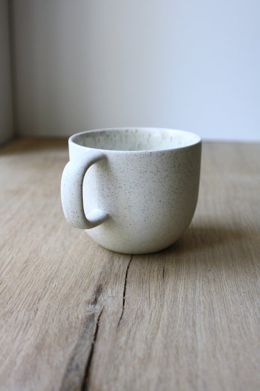 Mug with handle, Matt White w/Crystal glaze (250 ml)