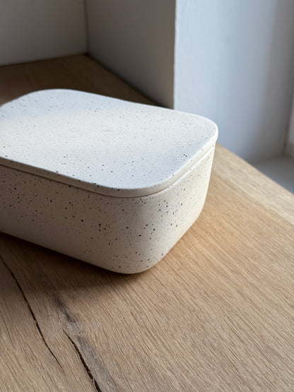 Butter Dish, Dots w/ lid