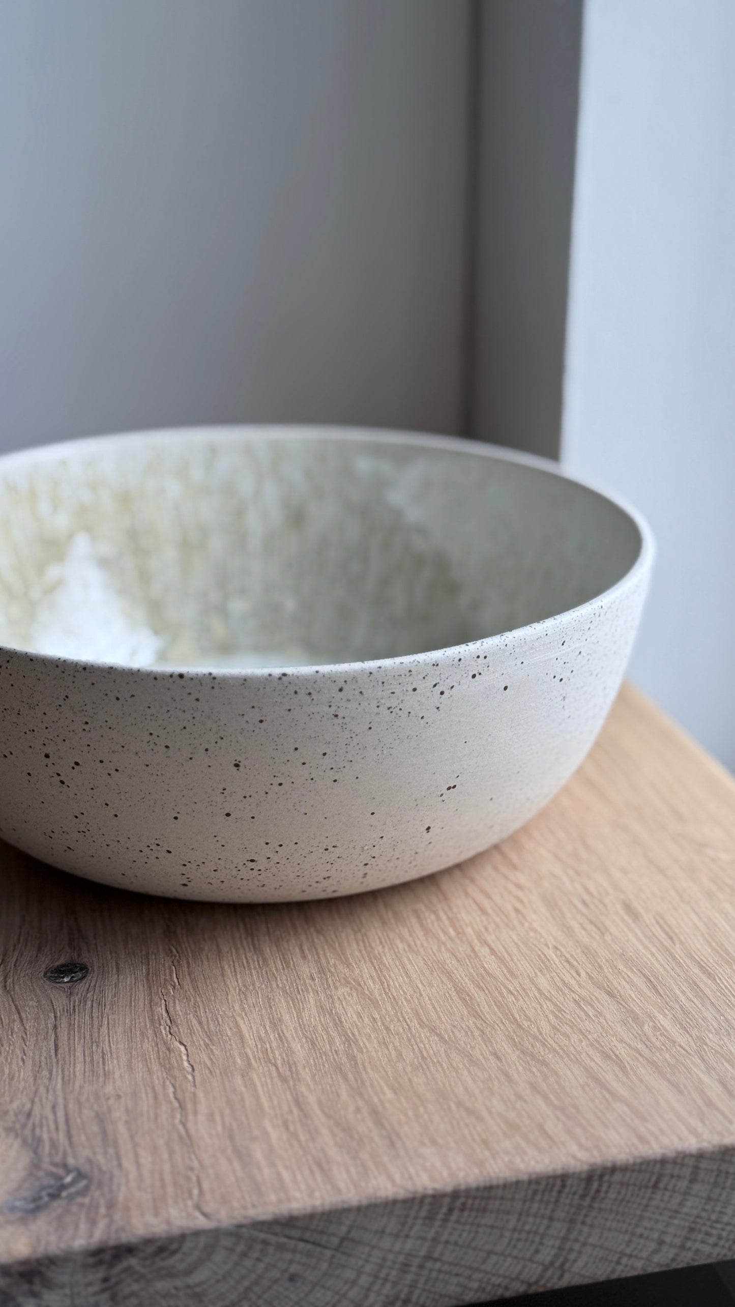 Serving Bowl, dots w/ crystal glaze