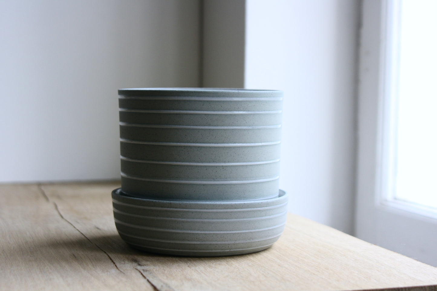 Plant Pot w/Saucer, Stone Blue w/ Stripes