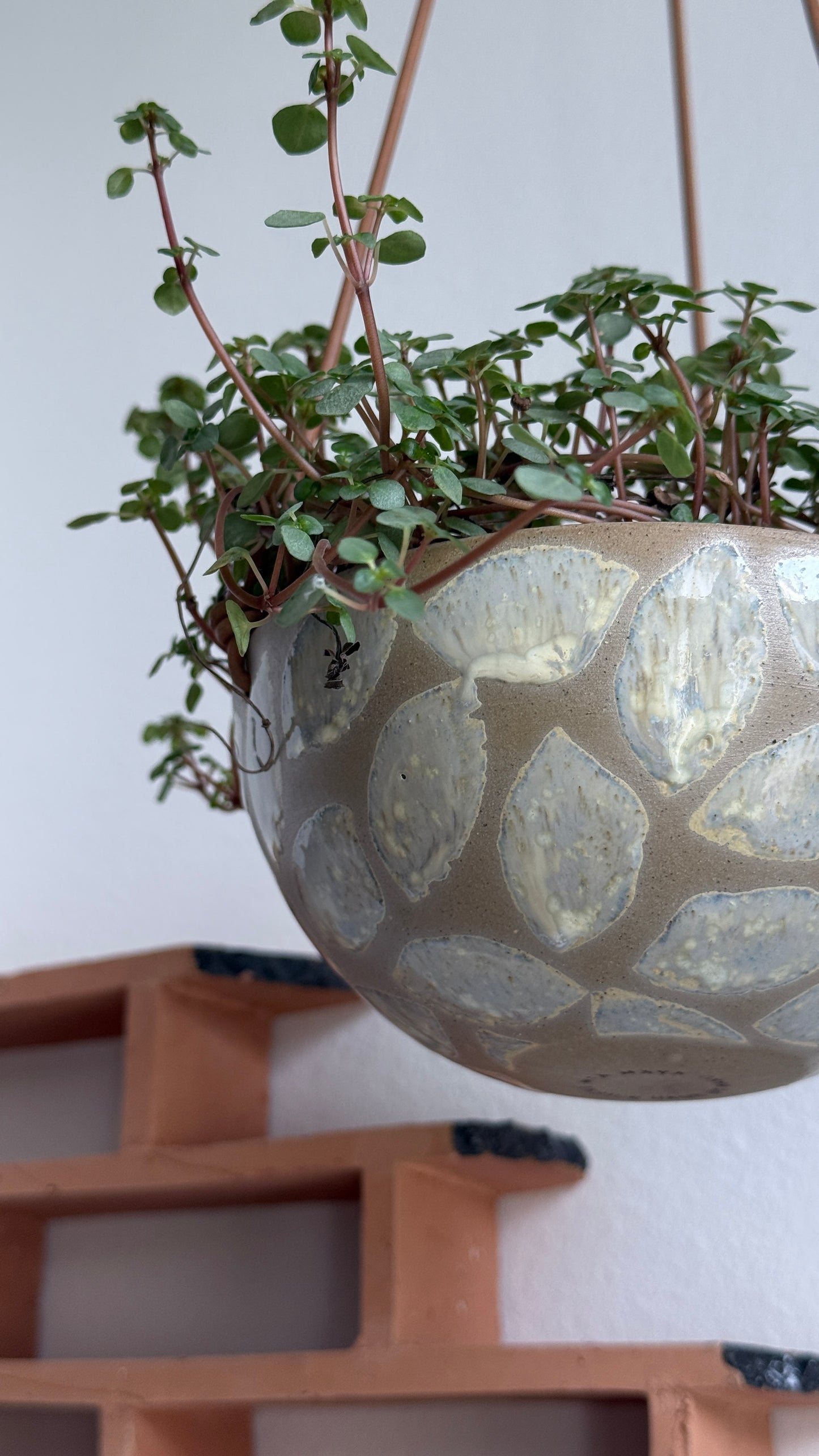 Hanging Bowl, Sand w/ Glaze deco (medium)