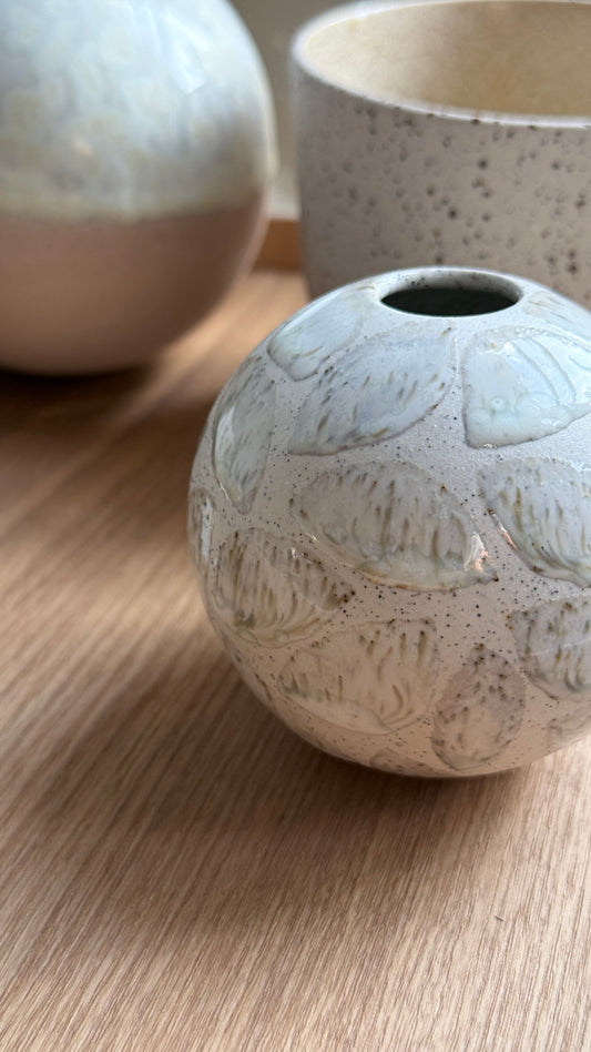 Mini Sphere-Vase, Matt White w/Glaze deco