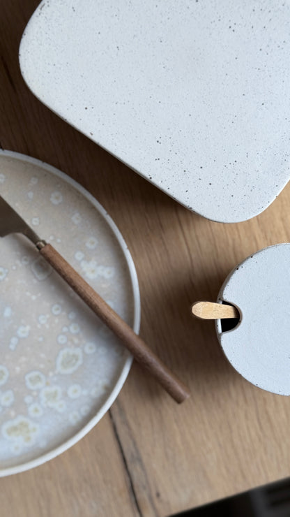 Butter Dish, Dots w/ lid