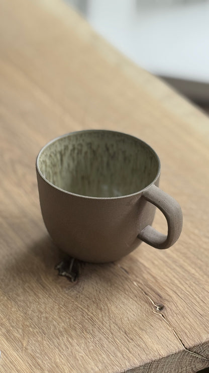 Mug with handle, Earth Brown w/Crystal glaze (250 ml)