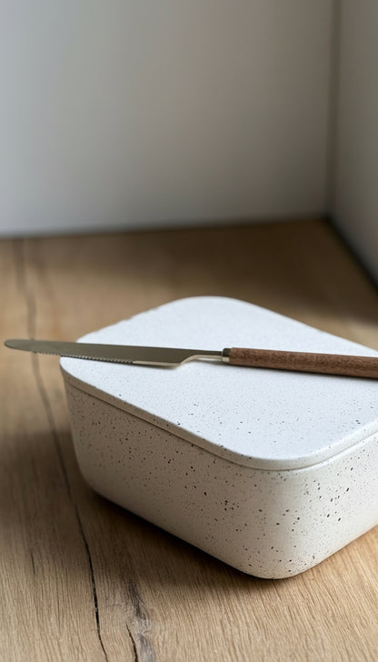 Butter Dish, Dots w/ lid
