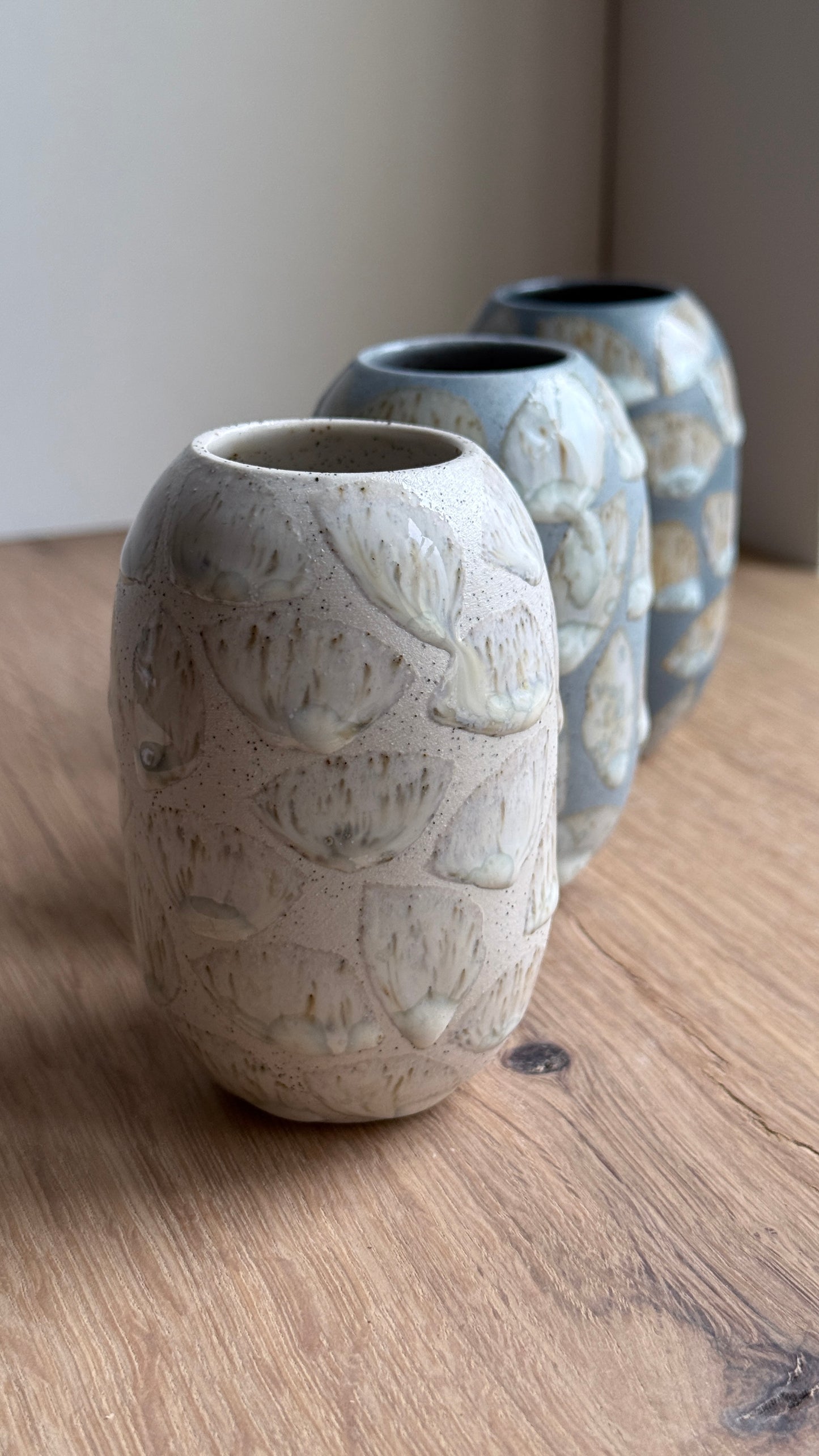 Vase Small, Matt White w/Glaze Deco