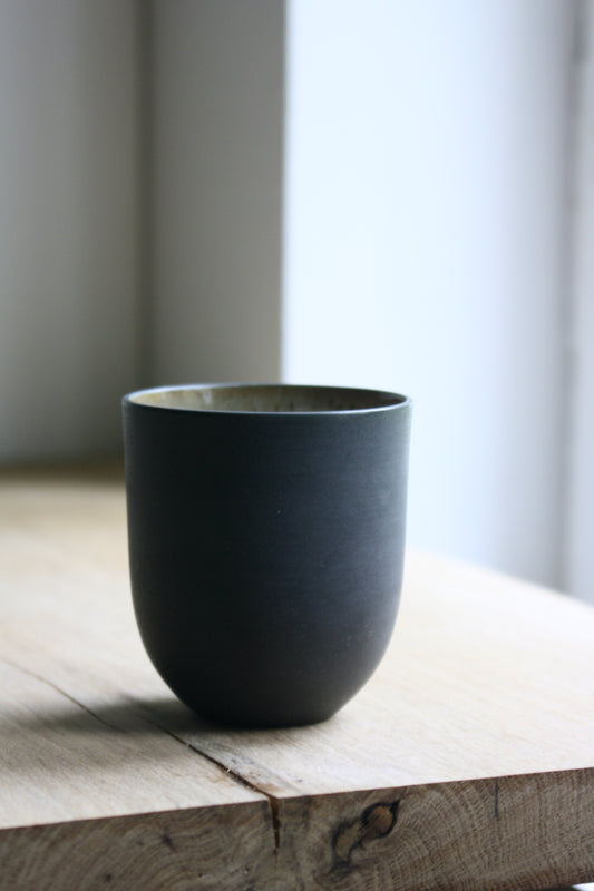 Coffee Cup, Black w/ crystal glaze (200 ml)