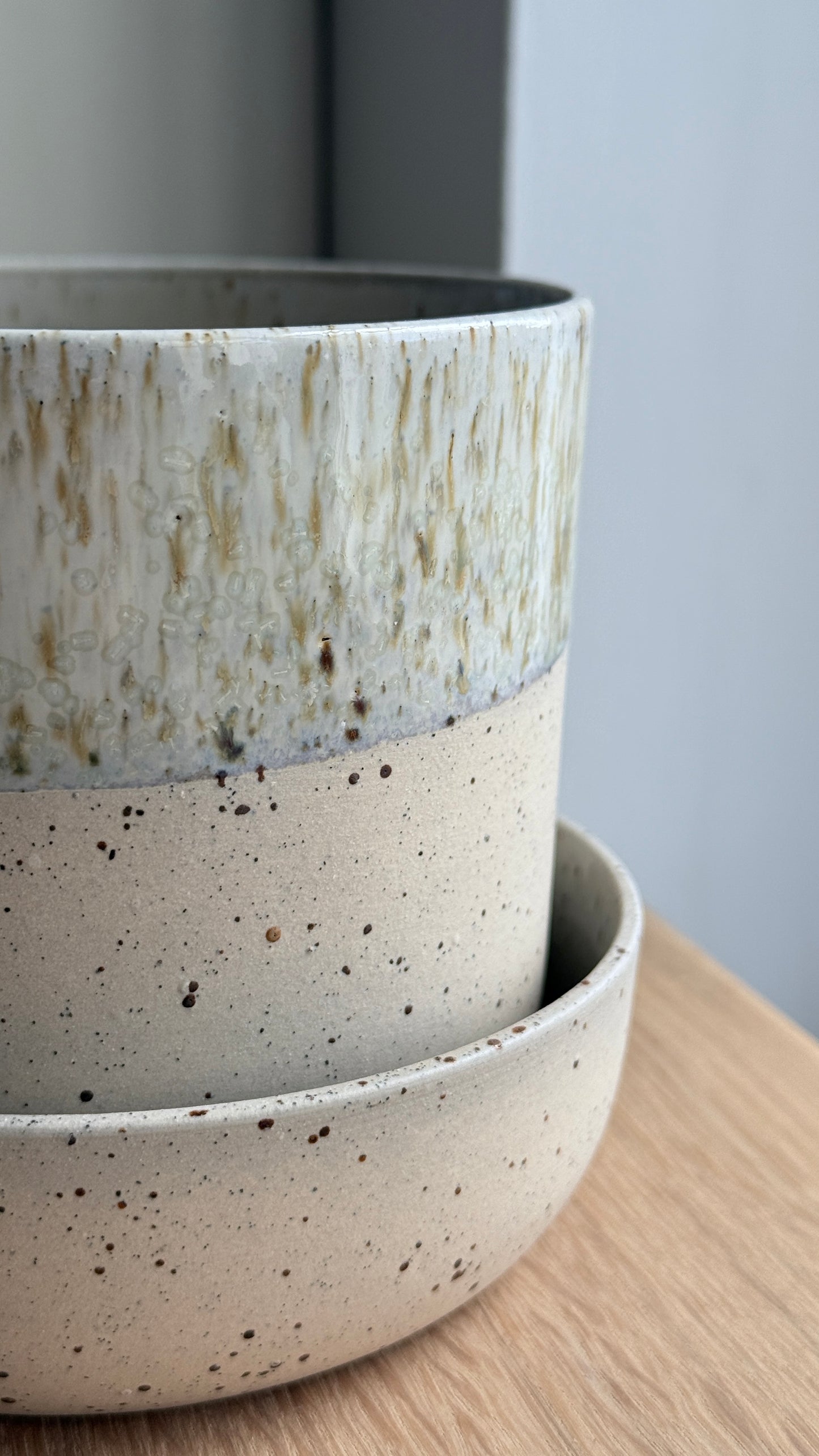 Plant Pot w/Saucer, Sand/Dots & Dip