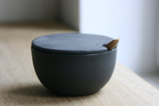 Sugar Bowl w/ lid & spoon, Black w/ crystal glaze