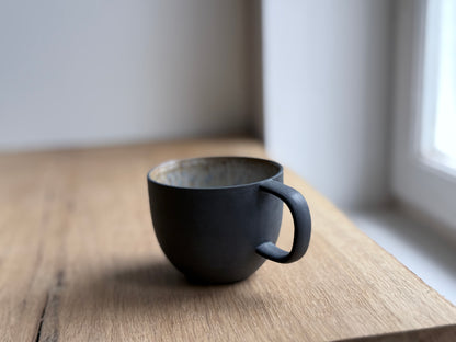 Cortado Cup with handle, Black w/Crystal glaze (130ml)