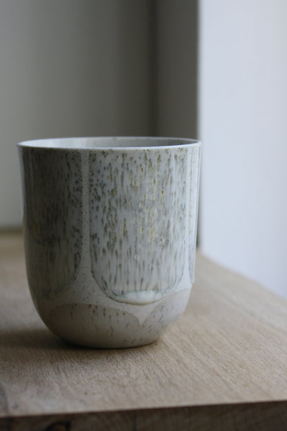 Coffee/Tea Cup, Light Stone Grey w/ brush strokes (400 ml)