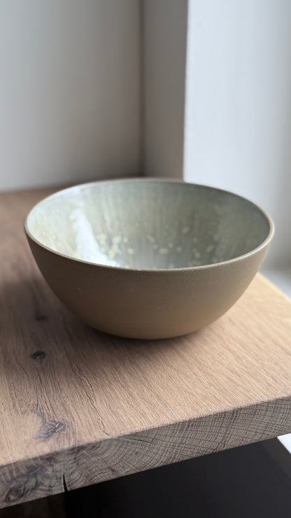 Ramen / Pasta Bowl, Dark Brown w/ Crystal Glaze