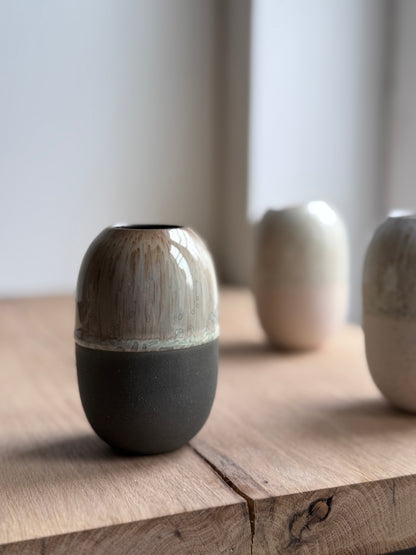 Vase Small, Matt Black & Dip