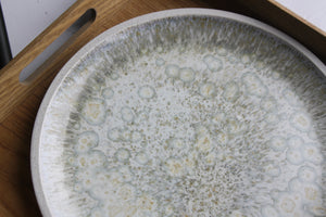 Dinner Plate Stoneware / Warm White w. Crystal Glaze
