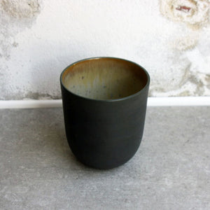 Coffe/Tea Cup, Black w/ crystal glaze (400 ml)