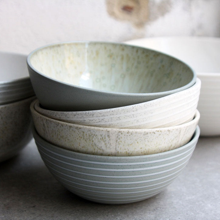Breakfast bowl, Light Stone Grey w/ glazed stripes
